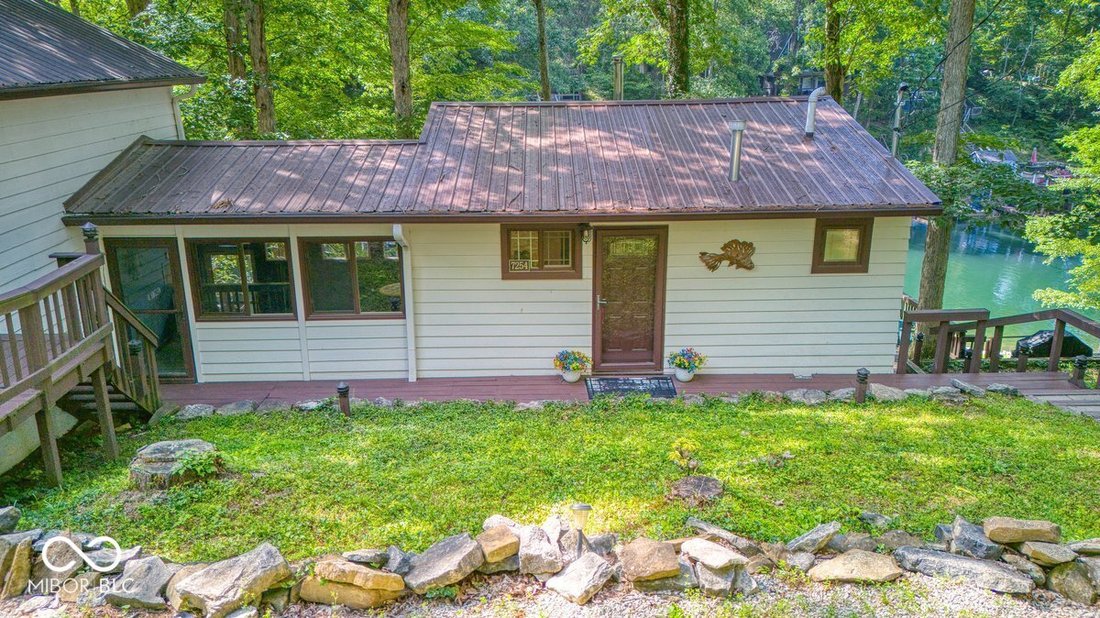 House in Nineveh, Indiana, United States 3 - 18334873