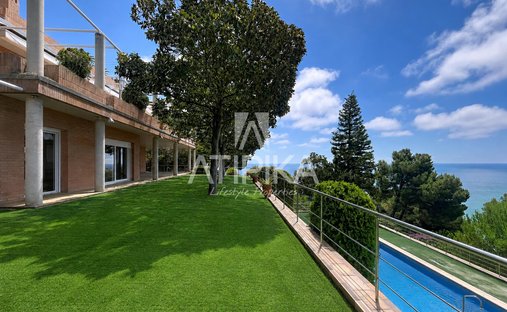 Villa in Blanes, Katalonien, Spanien 1