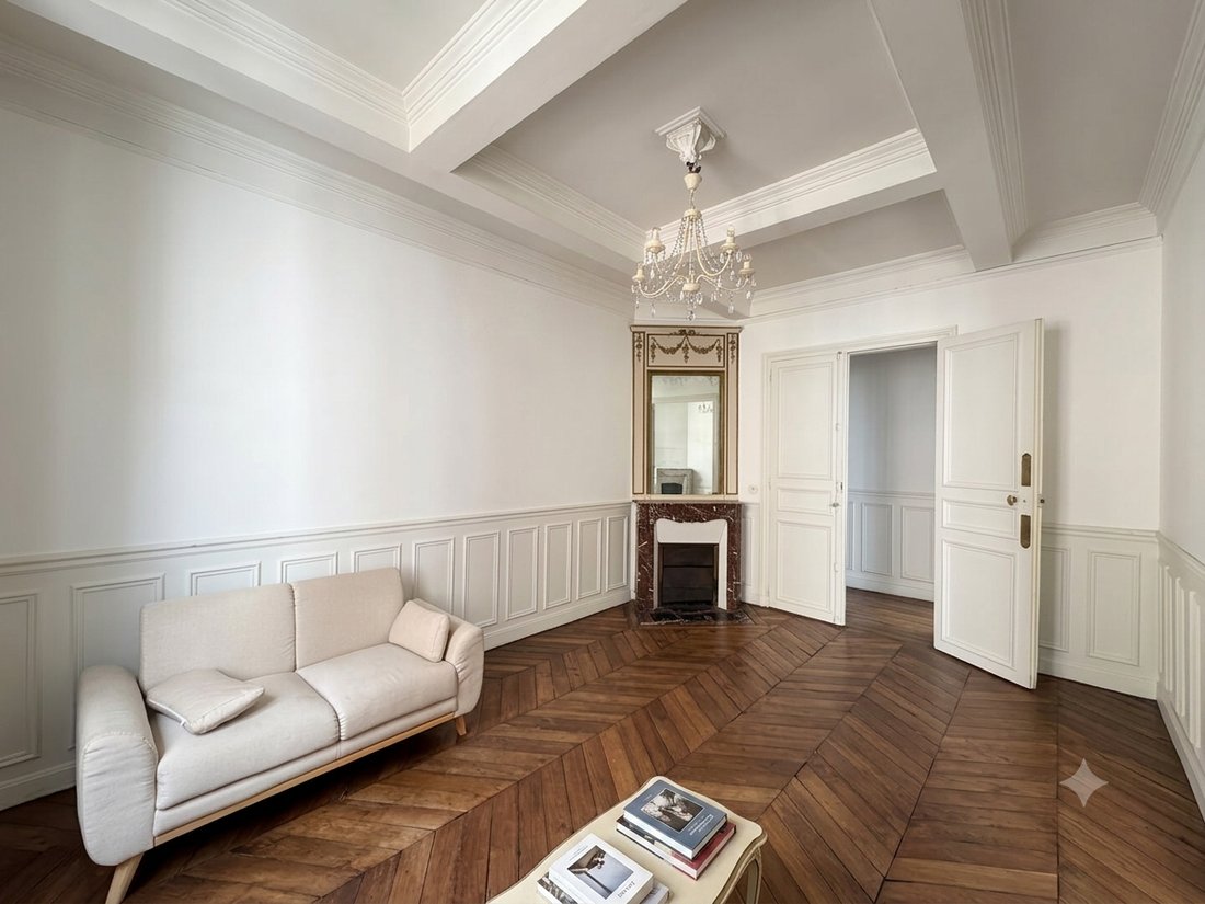 Apartment in Georges Brassens, Paris 15e Arrondissement, Paris 2 - 18004055