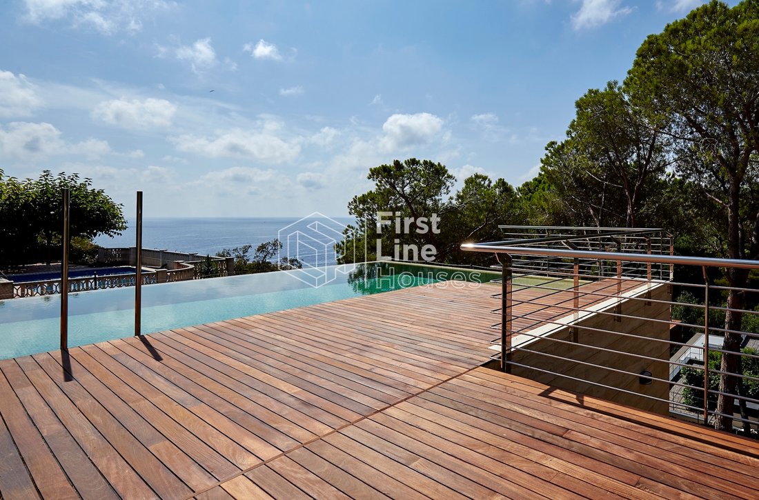 Villa in Lloret de Mar, Catalonia, Spain 2 - 18335117