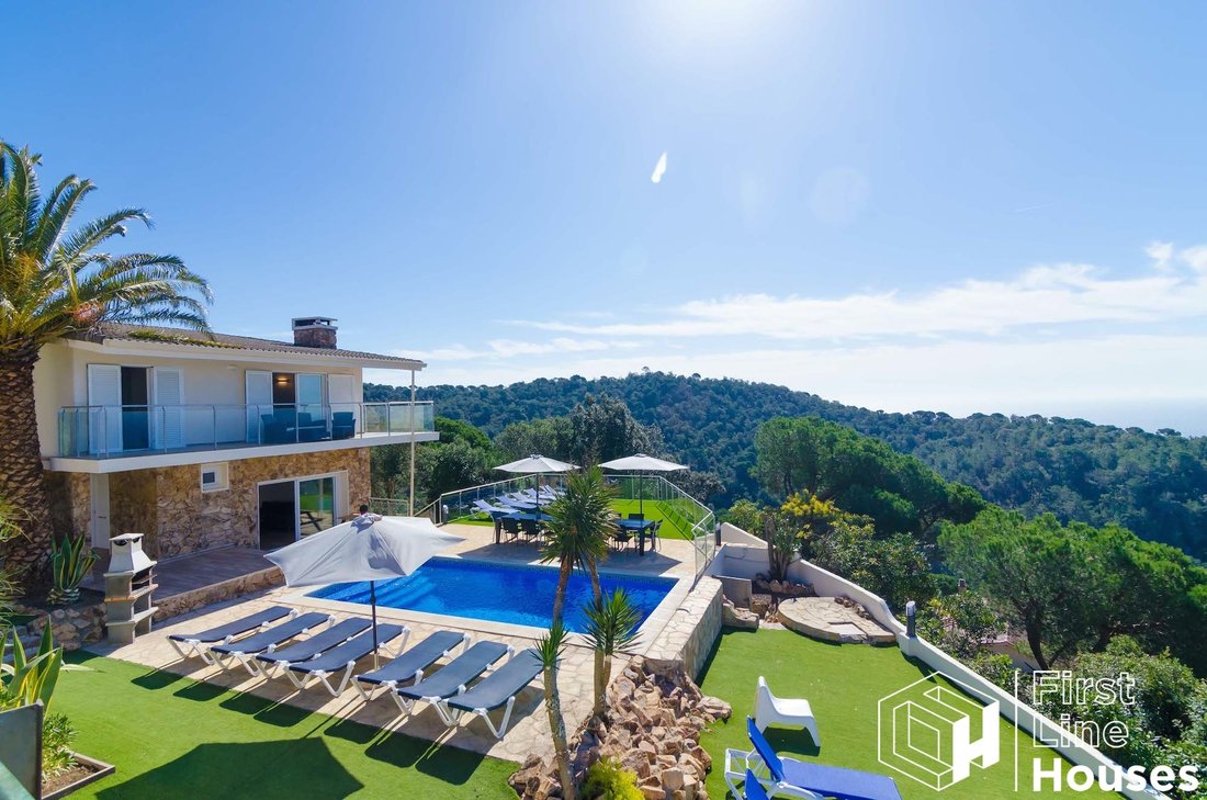 Villa in Lloret de Mar, Catalonia, Spain 1 - 18335248