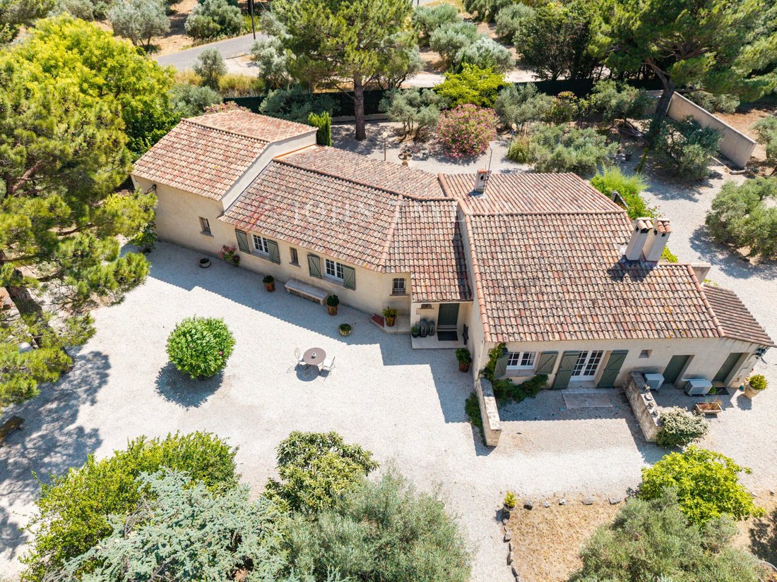 House in Mouriès, Provence-Alpes-Côte d'Azur, France 4 - 18336984