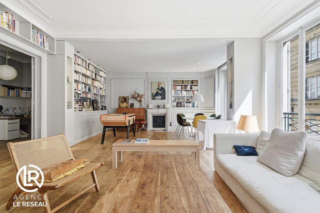 Apartment in Saint Philippe du Roule, Paris 8e Arrondissement, Paris 3 - 18340590