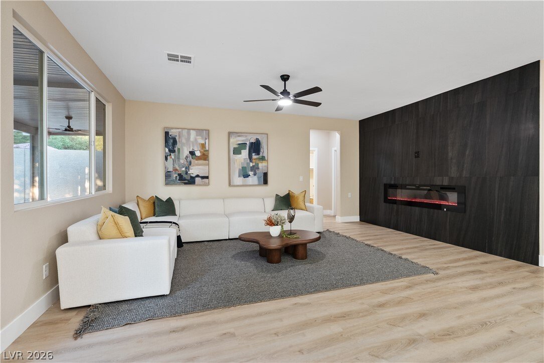 House in Henderson, Nevada, United States 4 - 18340833
