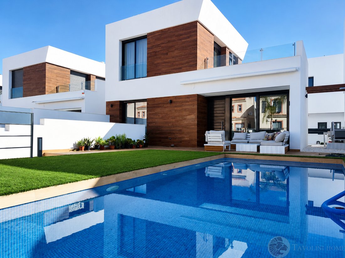 Chalet in el Campello, Valencian Community, Spain 1 - 15142081