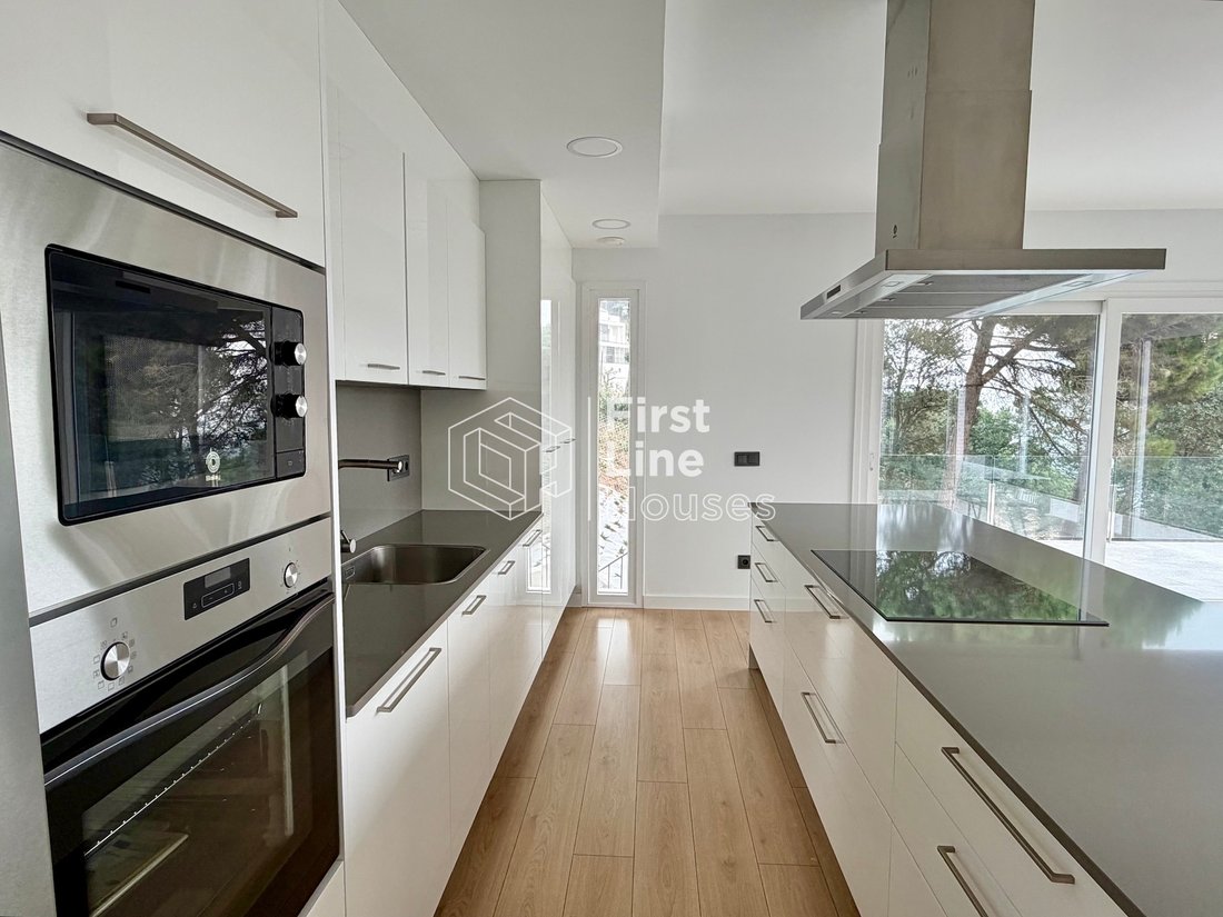 Villa in Lloret de Mar, Catalonia, Spain 4 - 18335317