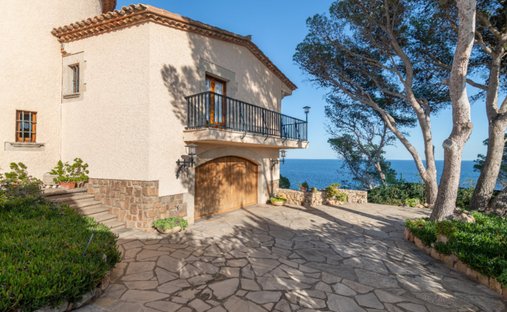Villa in Tamariu, Palafrugell, Spanien 1