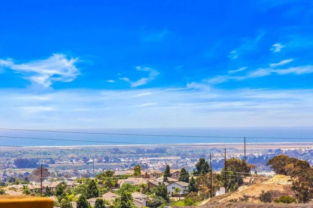 Condo in San Diego, California, United States 3 - 18079396