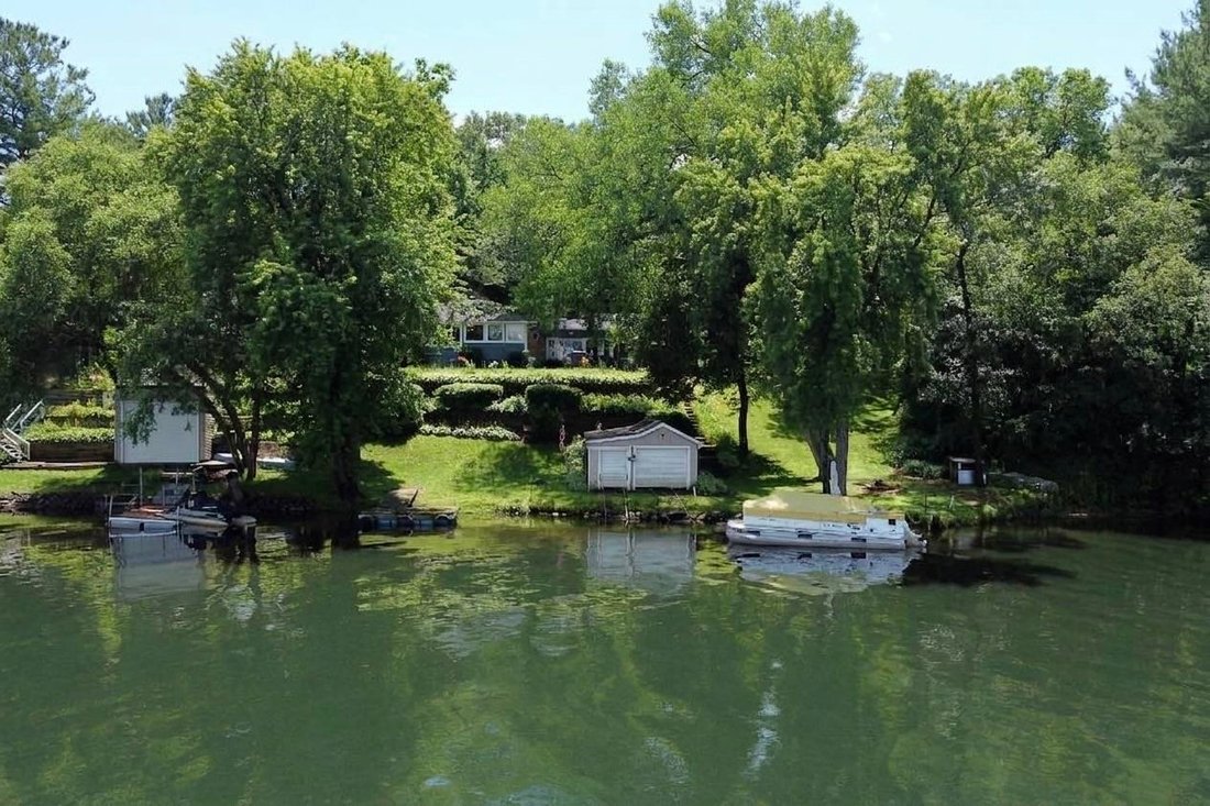 House in Lake Wisconsin, Wisconsin, United States 3 - 18342269