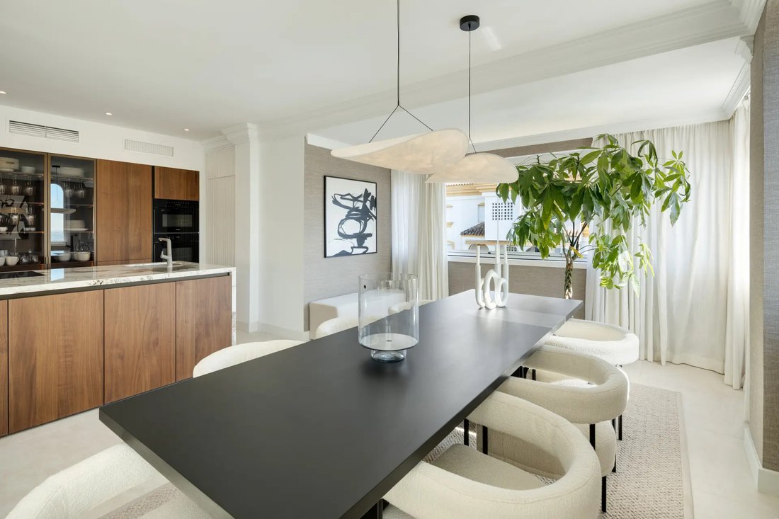 Apartment in Marbella, Andalusia, Spain 4 - 18335540