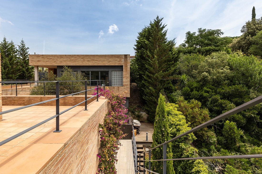 House in Sant Cugat del Valles, Catalonia, Spain 1 - 18340743