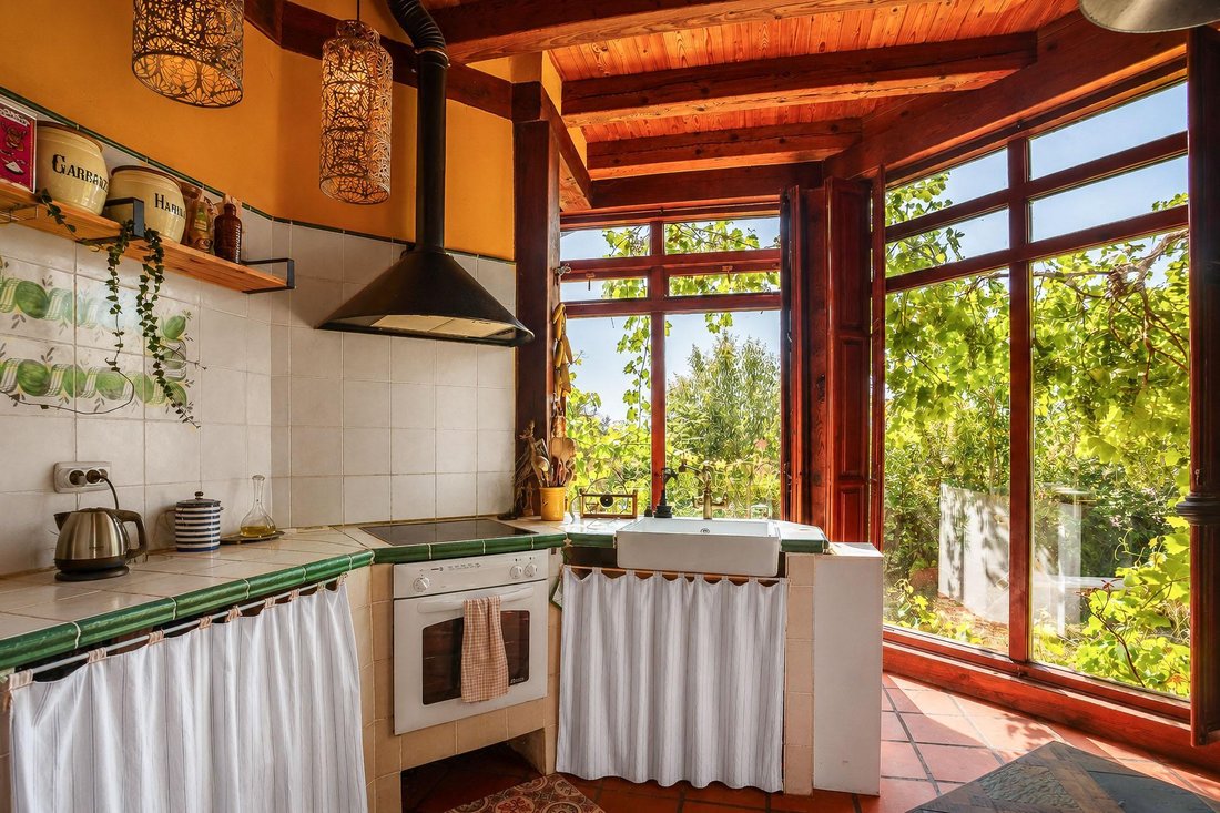 Villa in Ipar-Ekialdea, Donostia-San Sebastian, Spain 3 - 18335605
