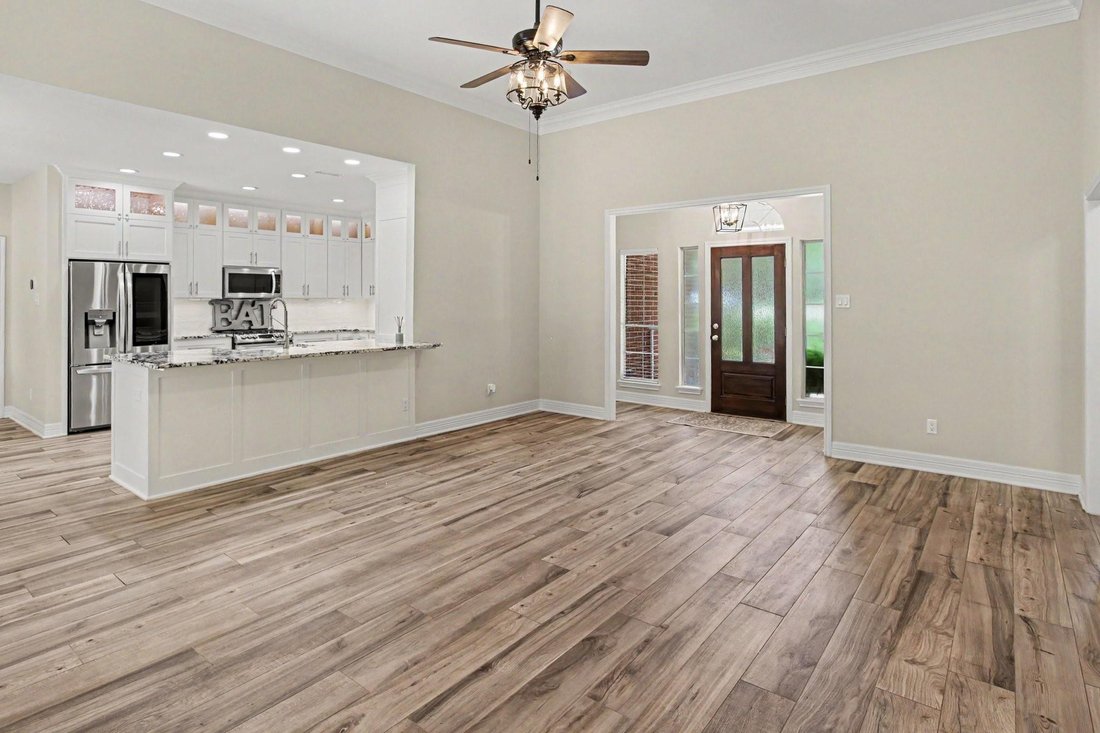 House in Magnolia, Texas, United States 5 - 18340925