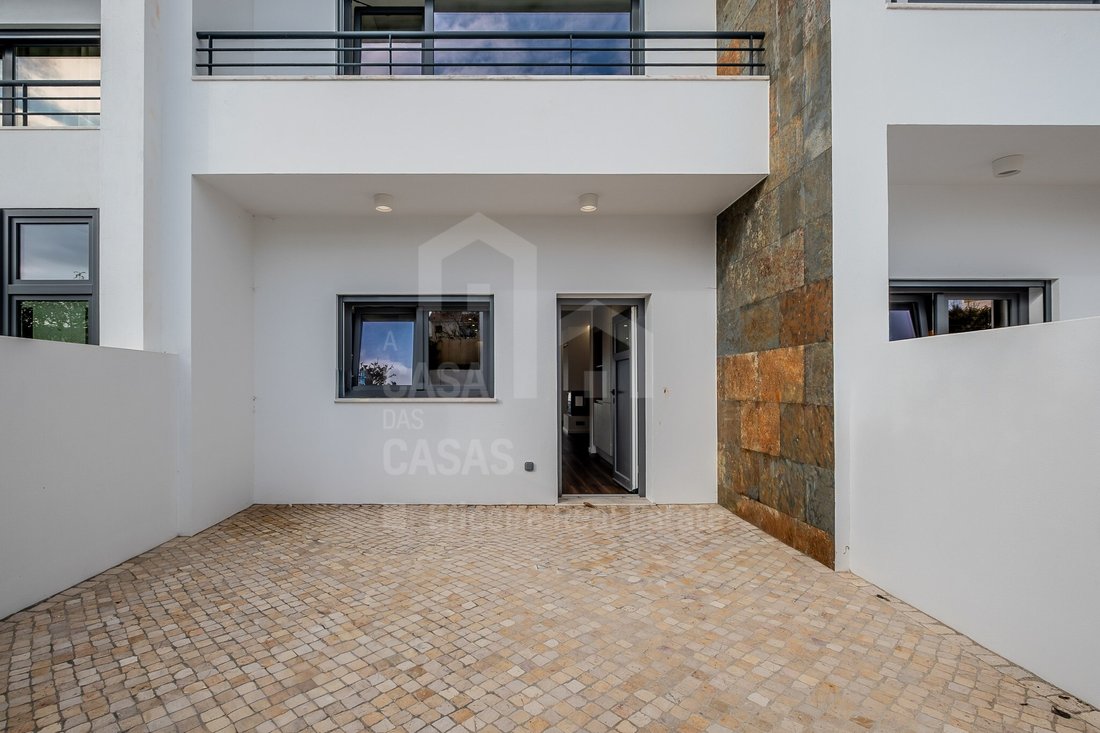 Apartment in Santo Isidoro, Lisbon, Portugal 1 - 18337445