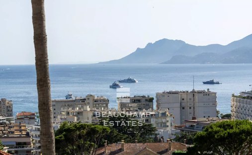 Villa in La Source, Cannes, France 1