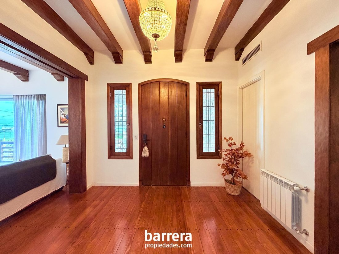 House in Mar del Plata, Buenos Aires Province, Argentina 5 - 18338962