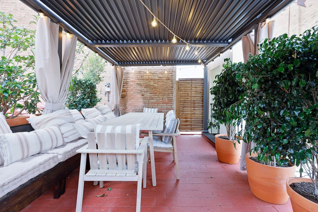 Apartment in Sants-Montjuic, Barcelona, Spain 1 - 18335132