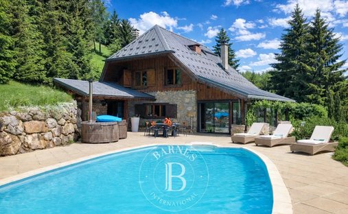 Estate in Chambery, Auvergne-Rhône-Alpes, France 1