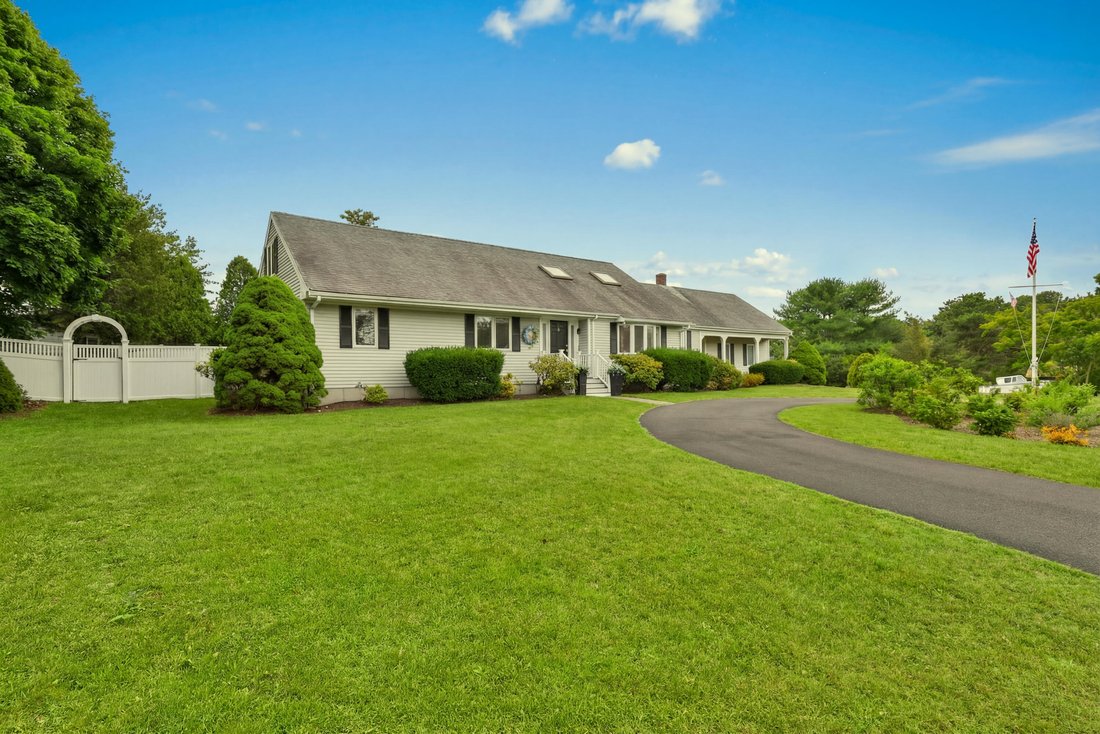 House in Barnstable, Massachusetts, United States 4 - 18334747