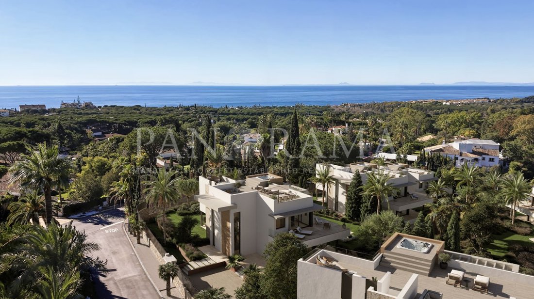 Villa in Elviria-Cabopino, Marbella, Spain 1 - 18341266