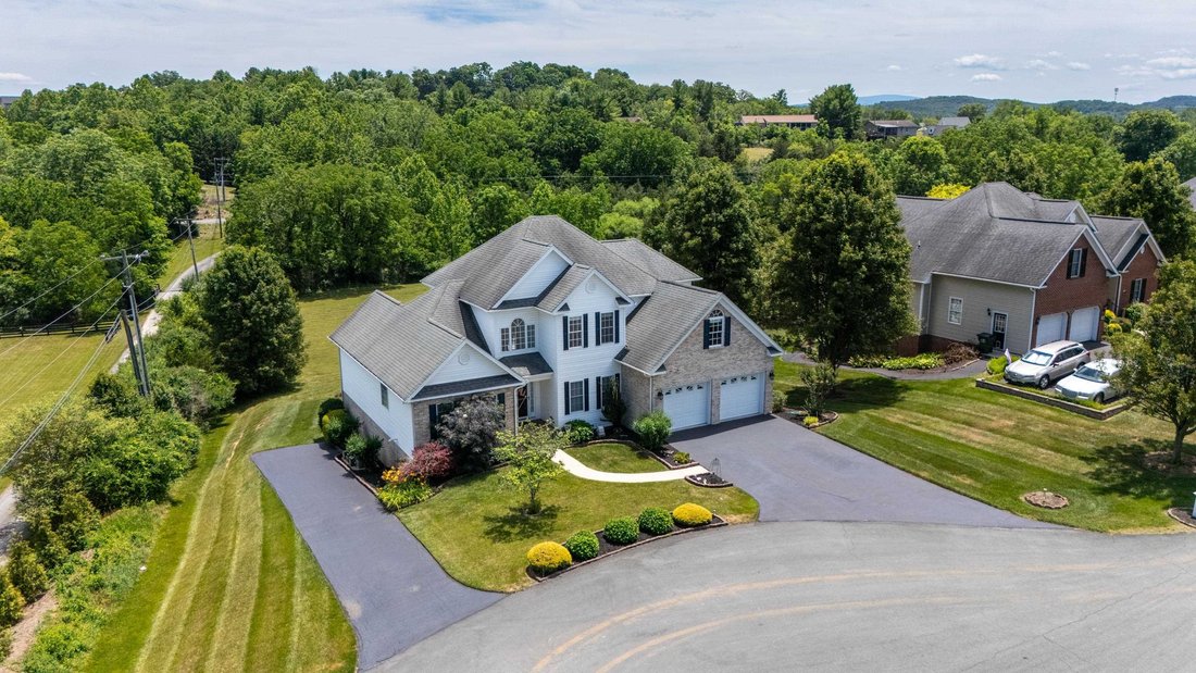 House in Fishersville, Virginia, United States 4 - 18334870