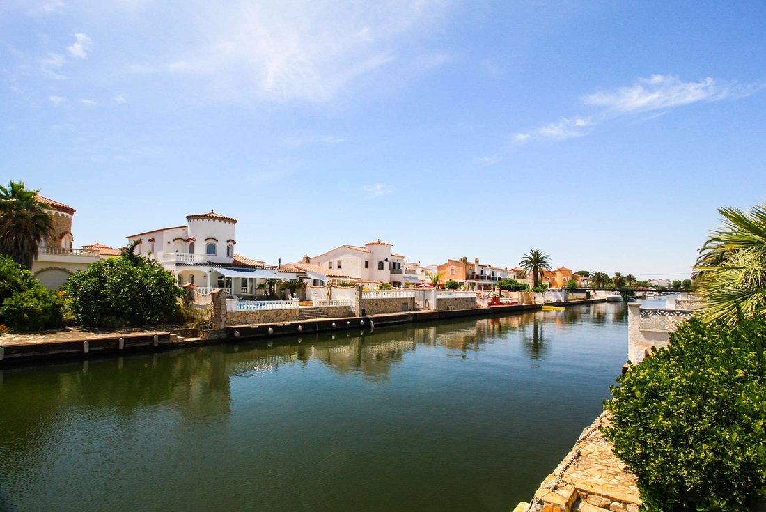 House in Empuriabrava, Catalonia, Spain 5 - 18337172
