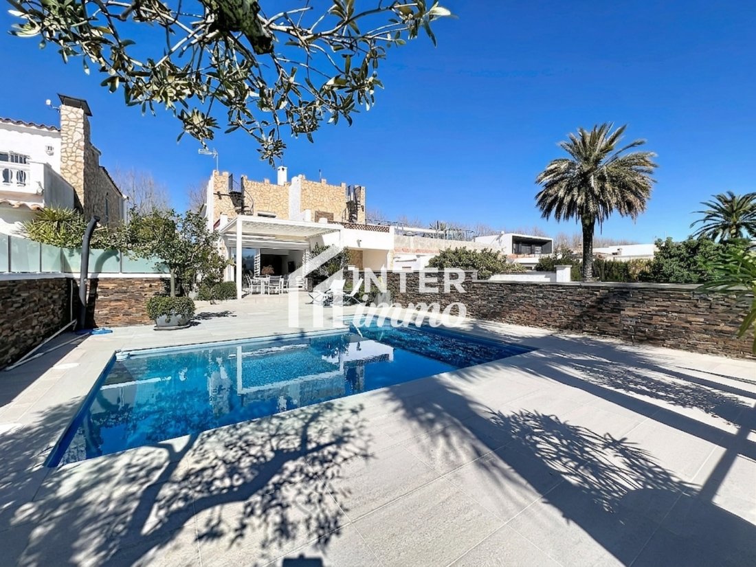 House in Empuriabrava, Catalonia, Spain 4 - 18336903