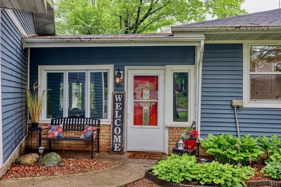 House in Lake Wisconsin, Wisconsin, United States 4 - 18342251