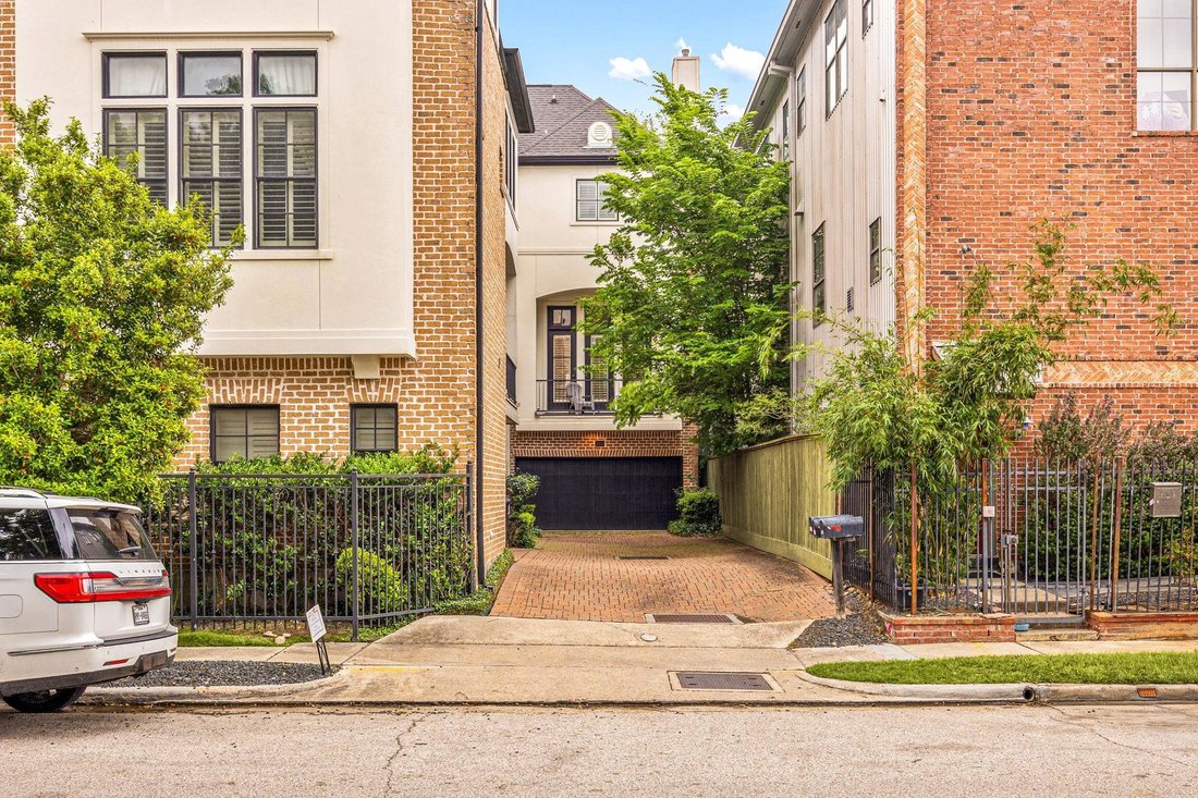 House in Houston, Texas, United States 4 - 18340985