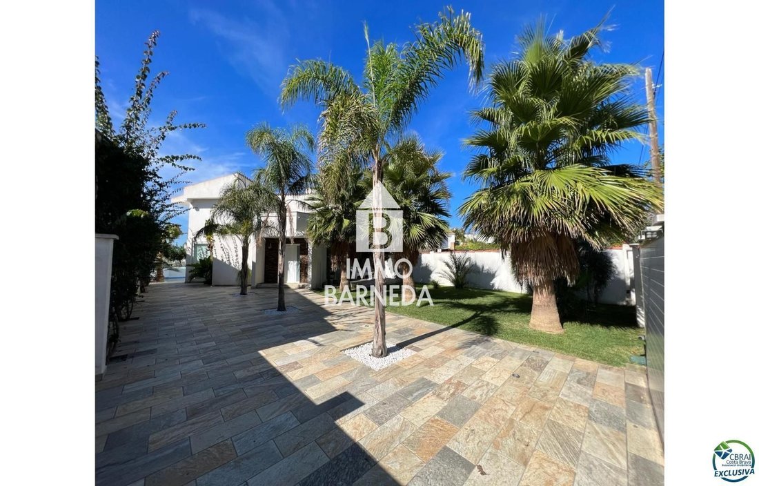Maison à Empuriabrava, Catalogne, Espagne 4 - 18336856