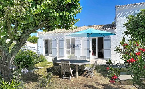 House in La Gueriniere, Pays de la Loire, France 1