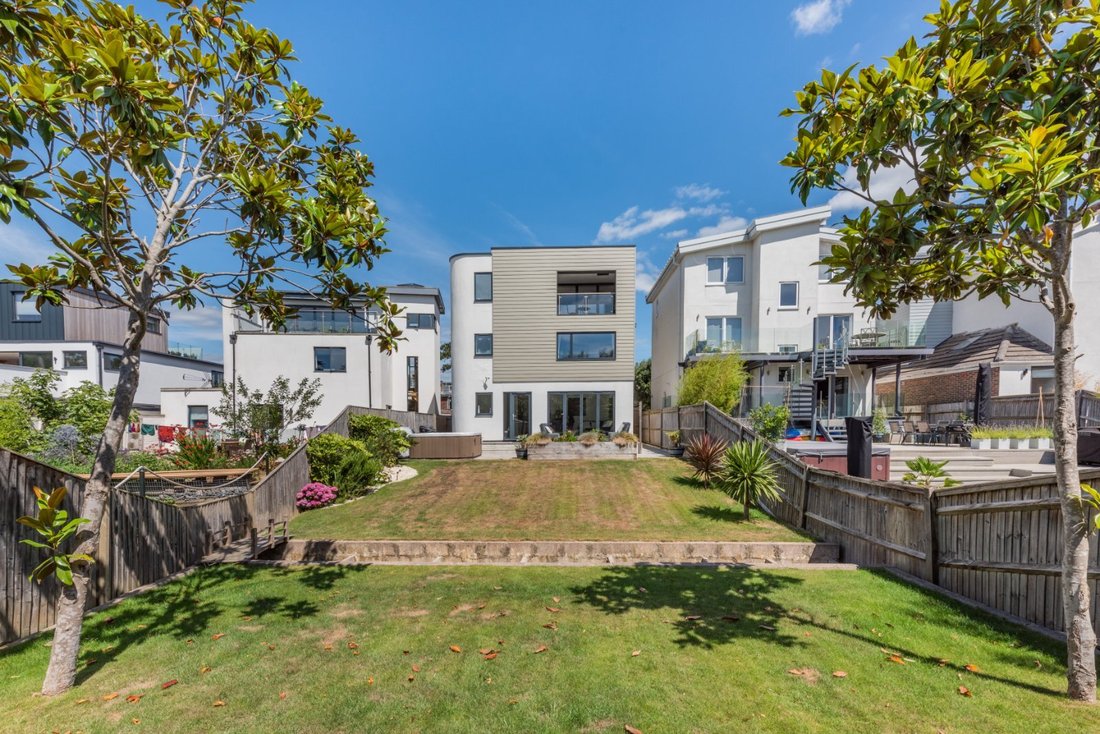 Haus in Hayling Island, England 2 - 18336308