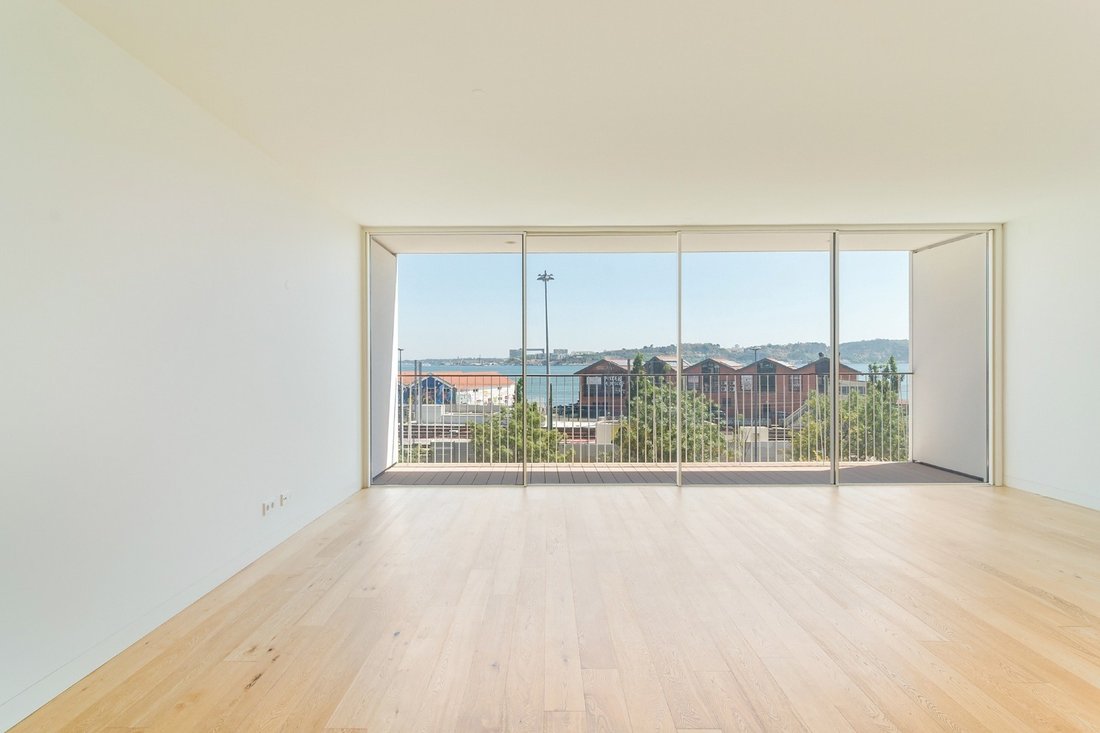 Apartment in Misericordia, Lisbon, Portugal 3 - 18337490