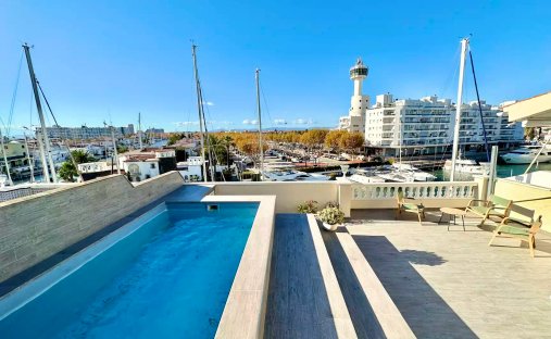 Apartment in Empuriabrava, Catalonia, Spain 1