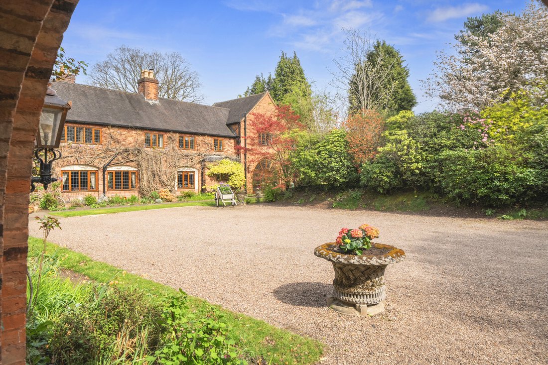 House in Little Aston, Shenstone, England 2 - 18337197