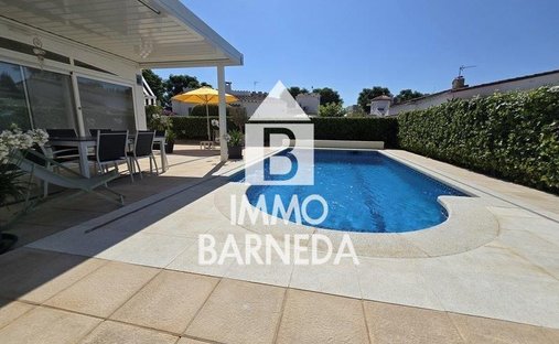 Maison à Empuriabrava, Catalogne, Espagne 1