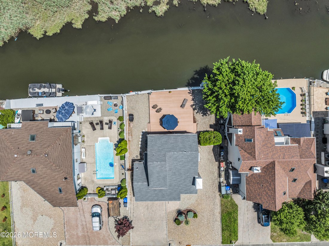 House in Brick Township, New Jersey, United States 2 - 18339614