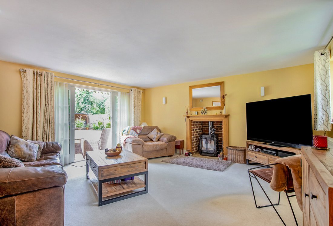 House in Dorking, England 5 - 18337217