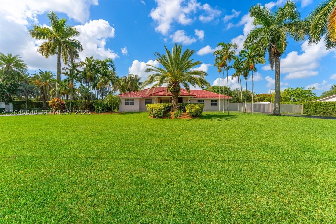 House in Miami, Florida, United States 4 - 18340198