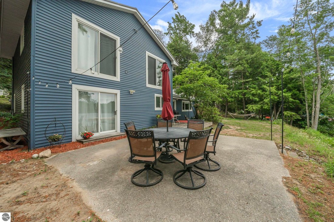 House in Traverse City, Michigan, United States 4 - 18336863