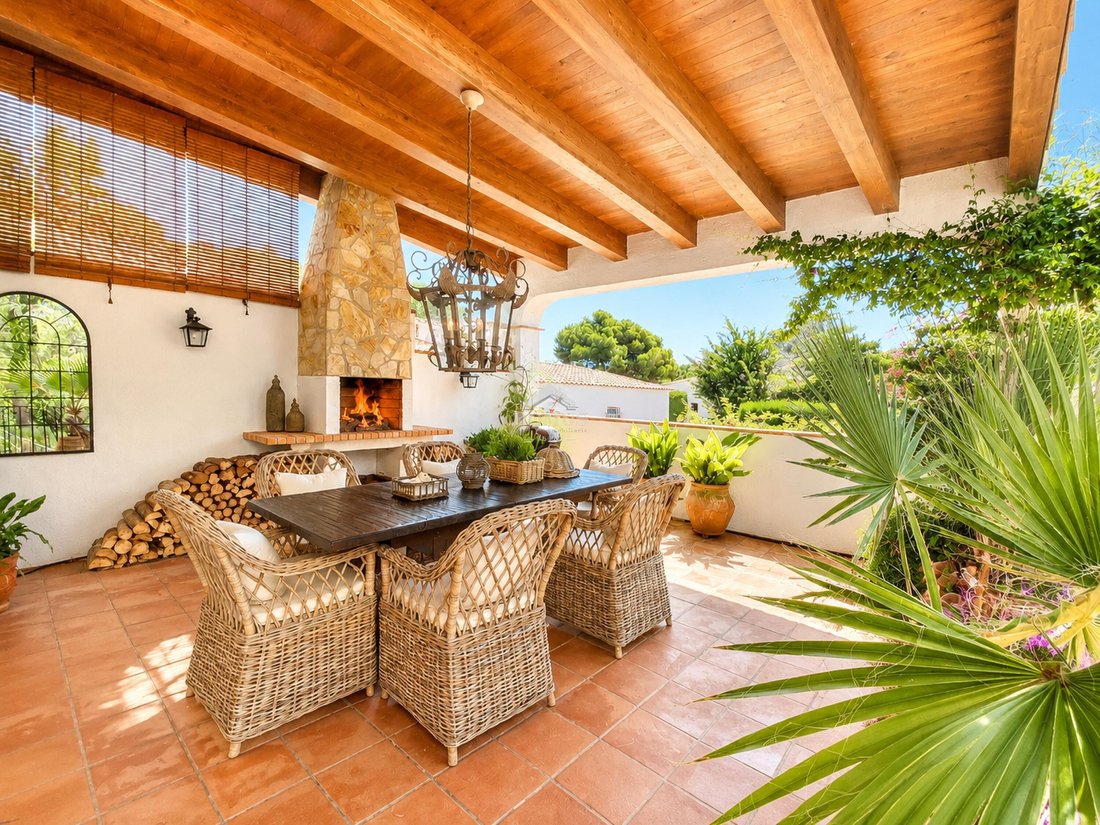 Villa in Begur, Katalonien, Spanien 2 - 18335903