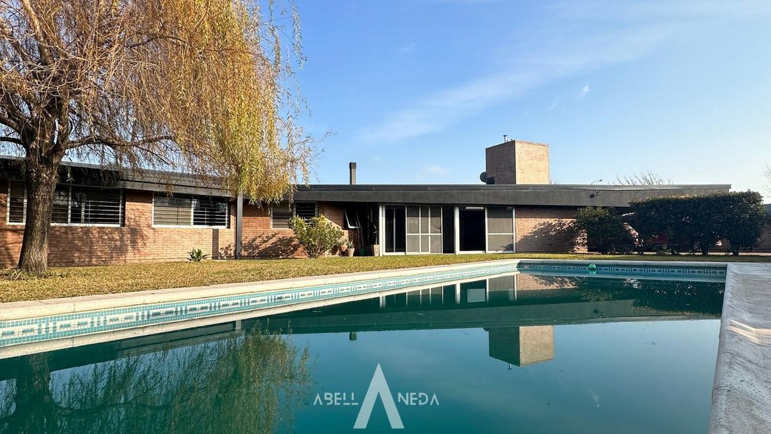 House in Córdoba, Cordoba, Argentina 1 - 18337316