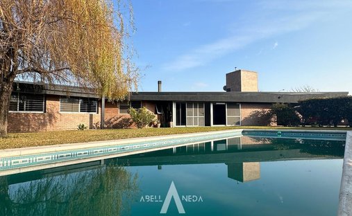 Haus in Córdoba, Córdoba, Argentinien 1
