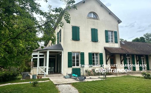 House in Pouilly-en-Auxois, Bourgogne – Franche-Comté, France 1