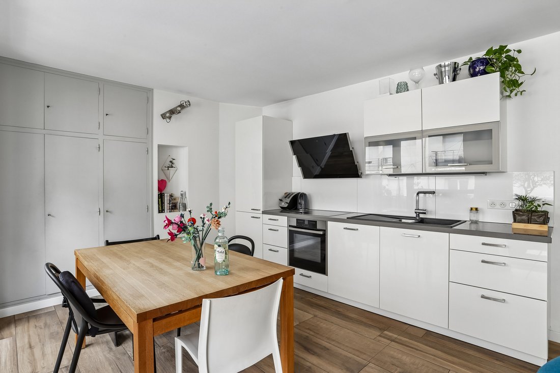 Apartment in Dupleix-Motte Picquet, Paris 15e Arrondissement, Paris 3 - 18336805