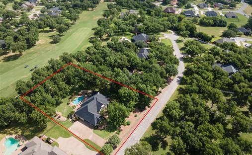 House in Granbury, Texas, United States 1