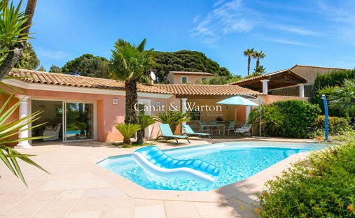Villa in Saint Lambert, Frejus, France 1