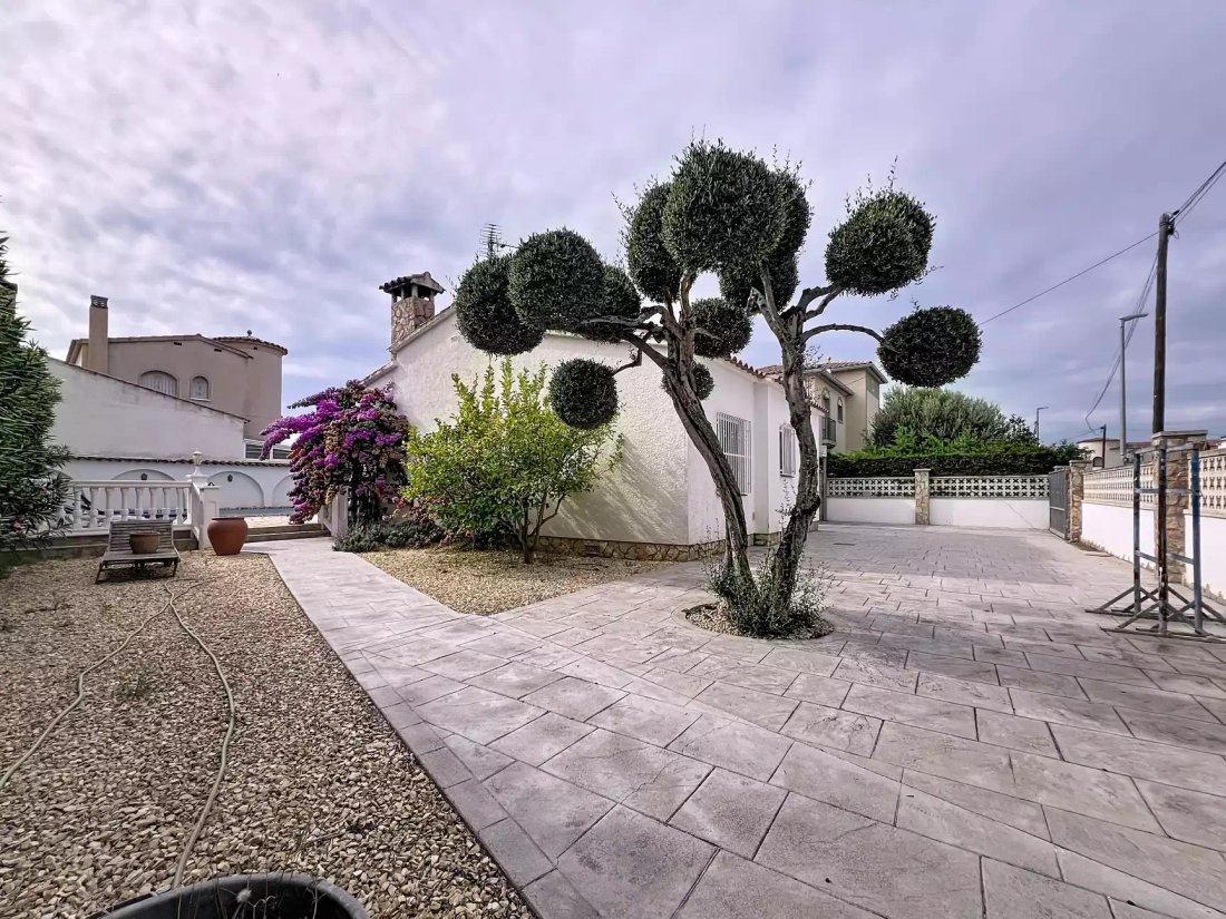 House in Empuriabrava, Catalonia, Spain 3 - 18336225