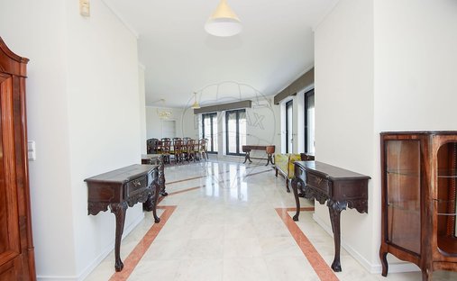 House in Campolide, Lisbon, Portugal 1