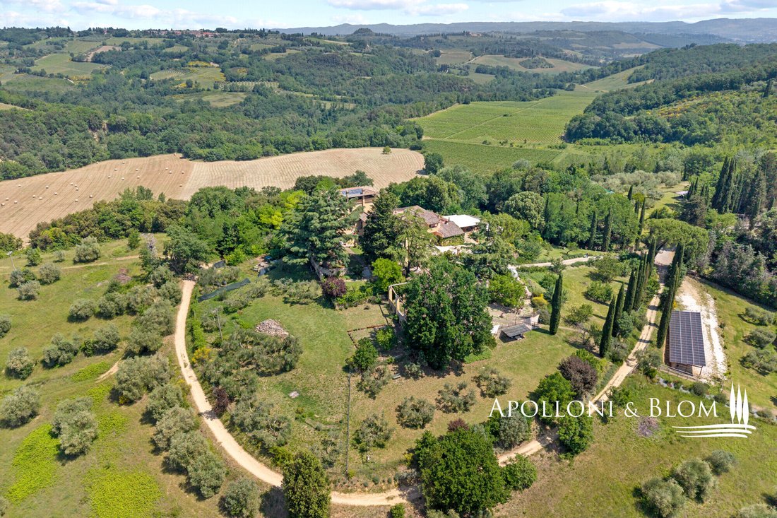 House in San Gimignano, Tuscany, Italy 5 - 18340678